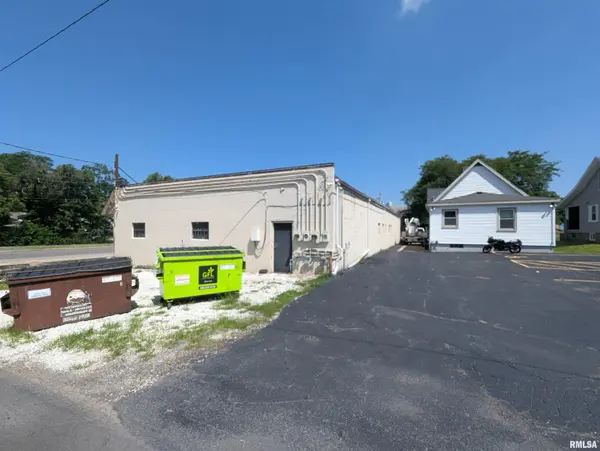 2422 N NORTH ST, Peoria, IL 61604