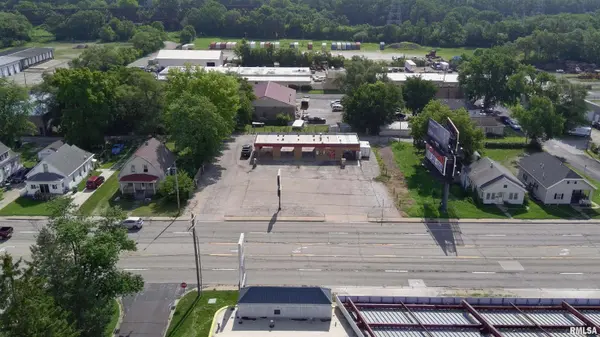 500 MCKINLEY AVE, Bartonville, IL 61607