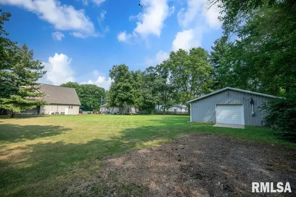 0 N BROADWAY ST, Manito, IL 61546