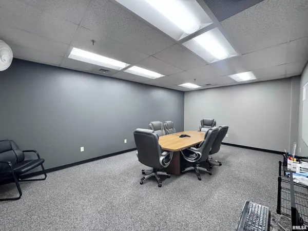 510 N PEARL ST, Macomb, IL 61455