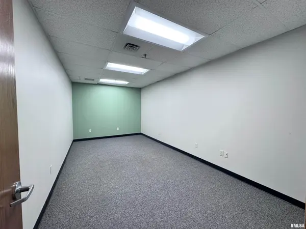 510 N PEARL ST, Macomb, IL 61455