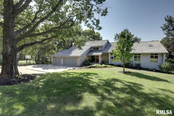 100 S QUAIL WALK RD, Macomb, IL 61455