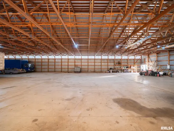 12456 GARMAN RD, Pekin, IL 61554