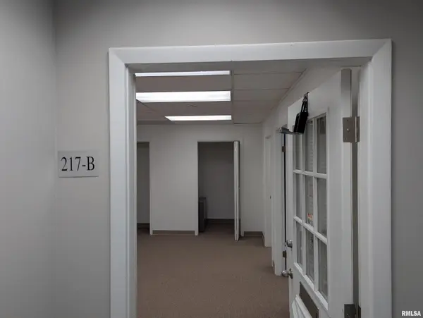 7501 N UNIVERSITY ST #217-B, Peoria, IL 61614