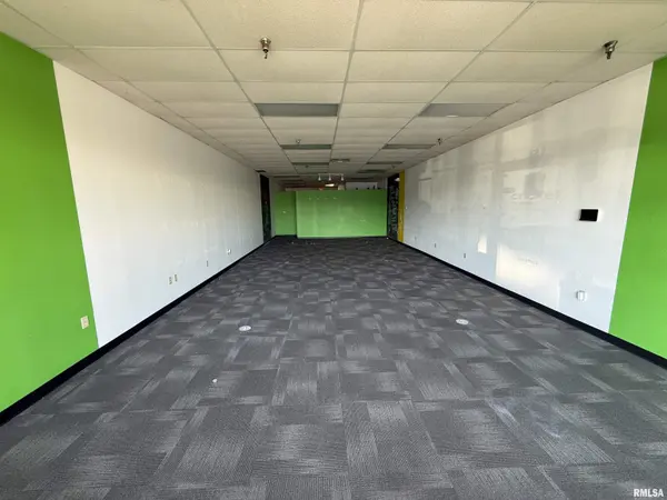 127 N MAIN ST #6, East Peoria, IL 61611