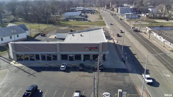 216 N MAIN ST #C, Creve Coeur, IL 61610
