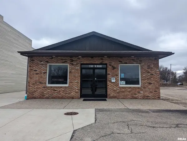 206 N MAIN ST, Creve Coeur, IL 61610