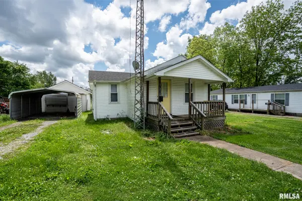 210 ORCHARD ST, Zeigler, IL 62999