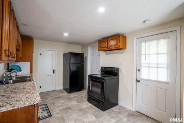 210 ORCHARD ST, Zeigler, IL 62999