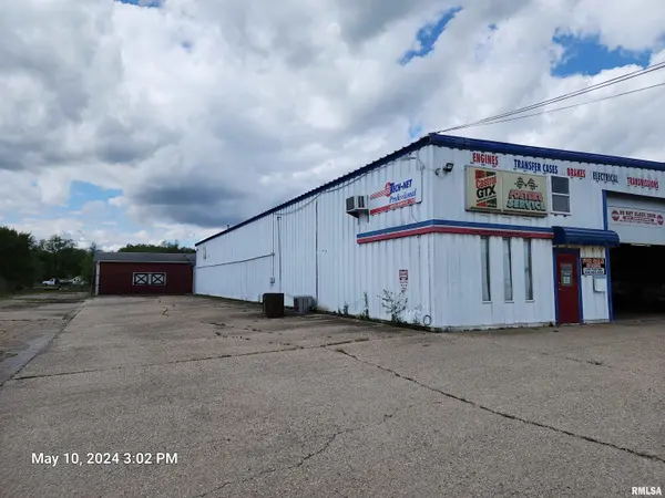 3523 W FARMINGTON RD, Peoria, IL 61604