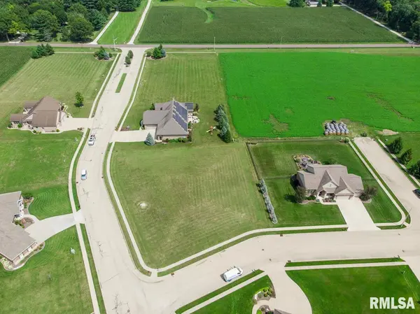 132 WOLF CROSSING DR, Morton, IL 61550