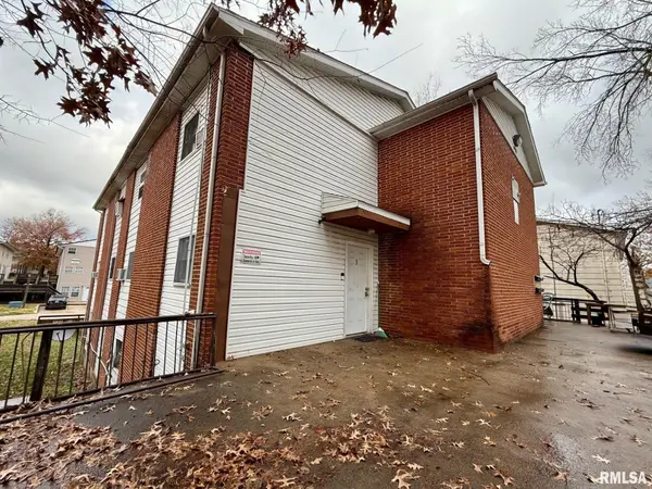 410 W Freeman ST, Carbondale, IL 62901