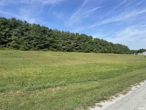 5 Cool Springs RD, Makanda, IL 62958
