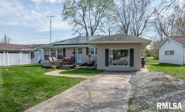 116 CIRCLE DR, Herrin, IL 62948