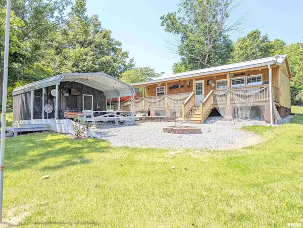 10 Womack RD, Galatia, IL 62935