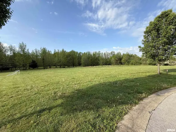 000 Eugene LN, Marion, IL 62959