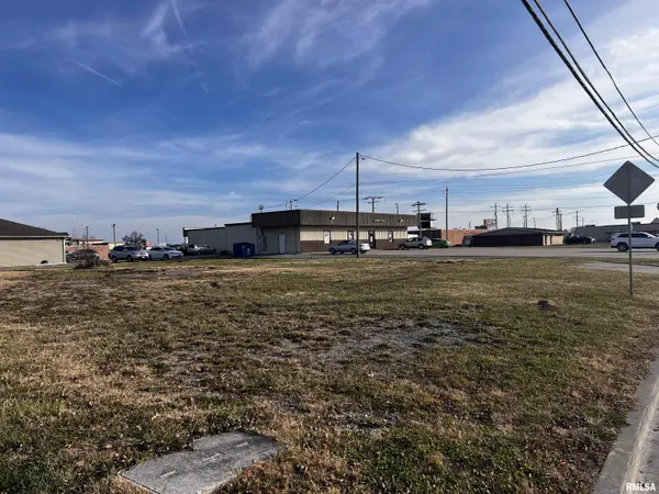 000 N Carbon ST, Marion, IL 62959