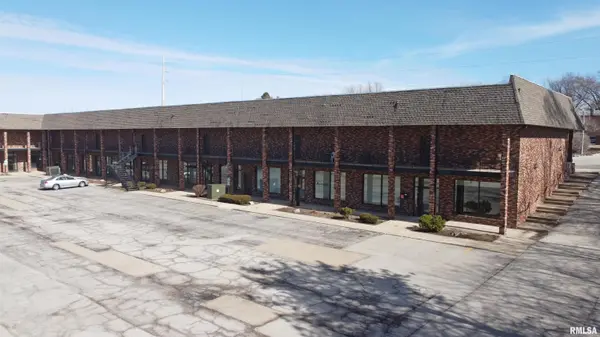 7501 N UNIVERSITY ST #122, Peoria, IL 61614