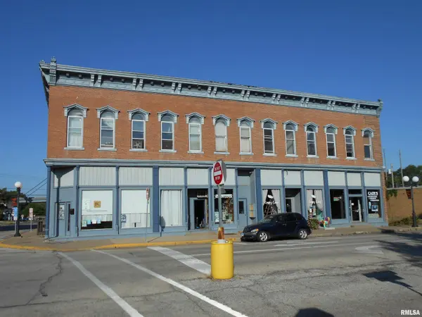 202 N LAFAYETTE ST, Macomb, IL 61455