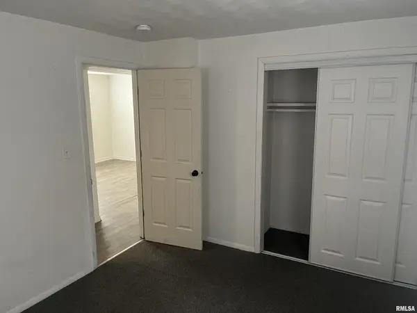 227 W ELM ST #4C, Chillicothe, IL 61523