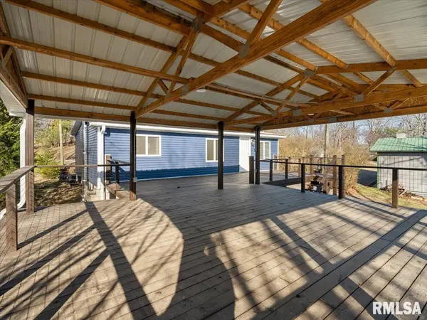 1515 Lake Shore Drive South, Goreville, IL 62939