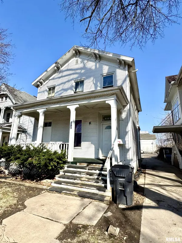 263 S 1ST AVE, Canton, IL 61520