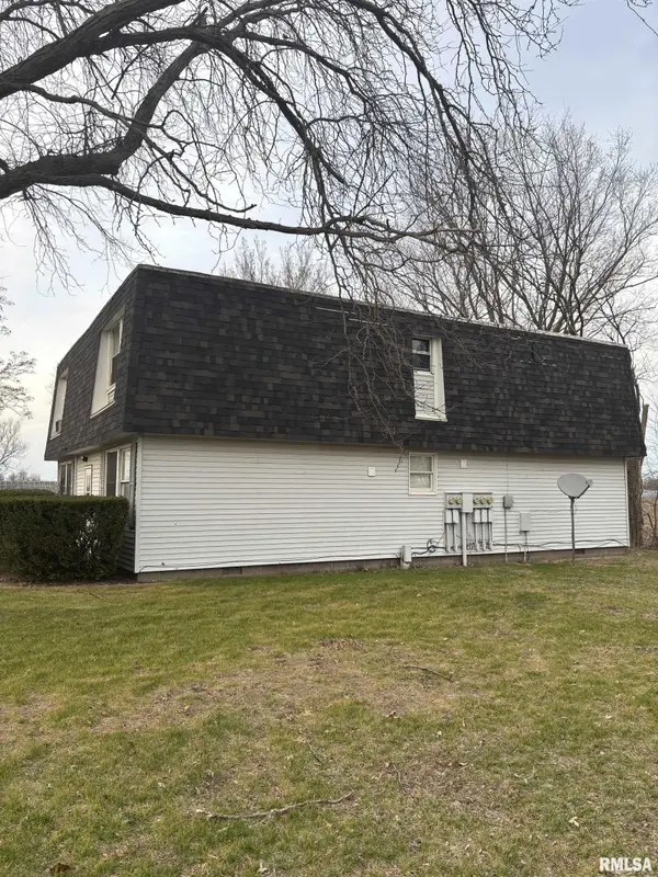 421 E KNOXVILLE ST, Brimfield, IL 61517