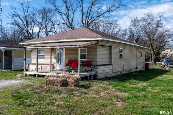 525 Halliday AVE, Duquoin, IL 62832