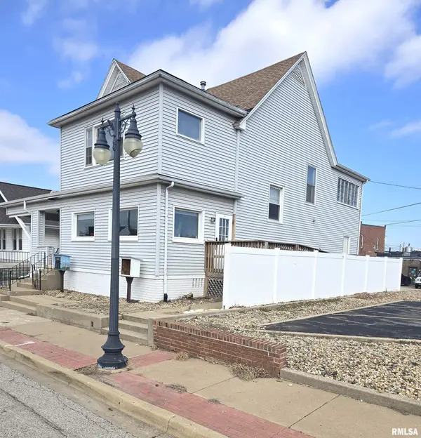 515 ELIZABETH ST, Pekin, IL 61554