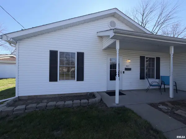 905 N GRANITE ST, Marion, IL 62959