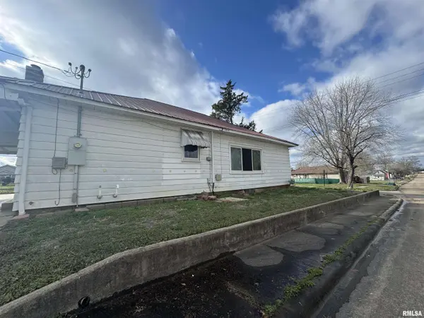 1500 W TYLER ST, Herrin, IL 62948