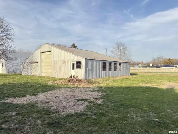 1225 S MAIN ST, Lewistown, IL 61542