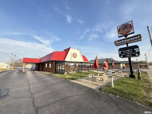 1225 S MAIN ST, Lewistown, IL 61542
