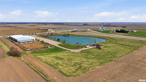 24855 IL Route 122, Delavan, IL 61734