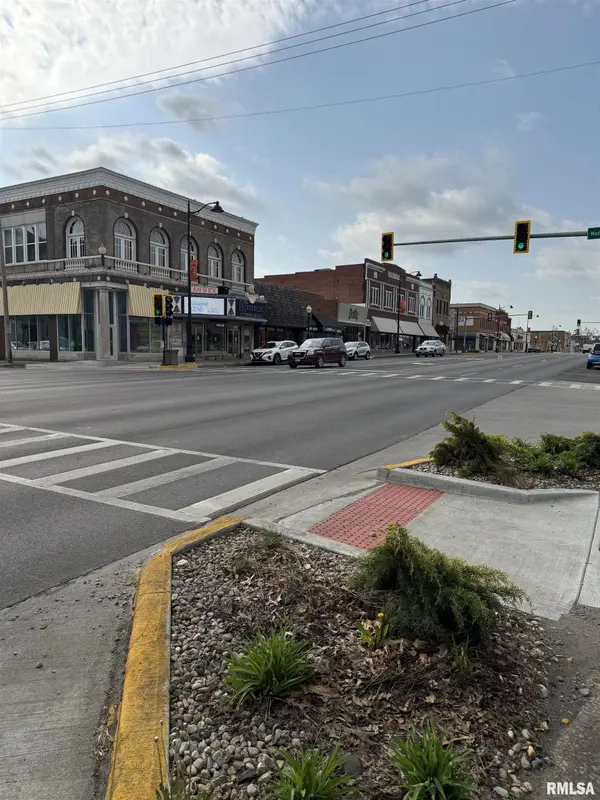 301 N PARK AVE, Herrin, IL 62948