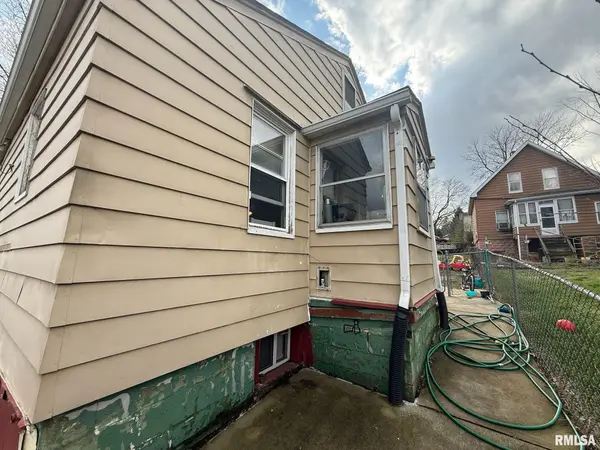 5914 S JEFFERSON ST, Bartonville, IL 61607