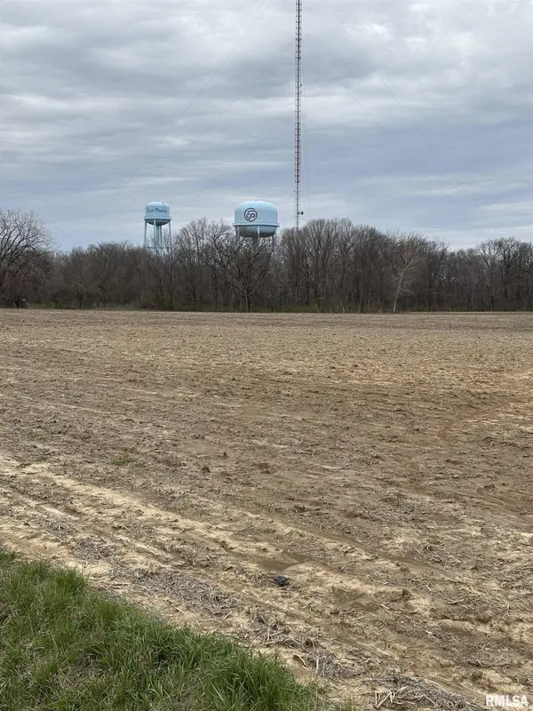 PINECREST DR, East Peoria, IL 61611