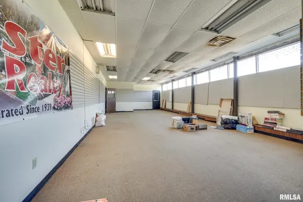 514 W MAIN ST, Peoria, IL 61606