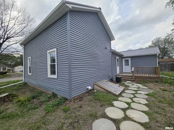 435 N AVENUE B, Canton, IL 61520