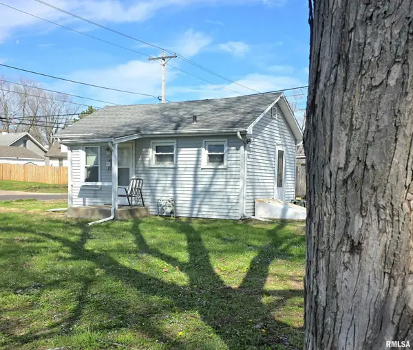 1208 E DIVISION AVE, Peoria Heights, IL 61616