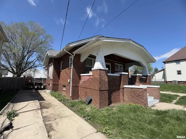 213 S Burr BLVD, Kewanee, IL 61443