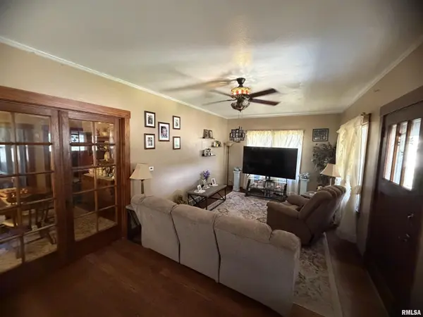 213 S Burr BLVD, Kewanee, IL 61443