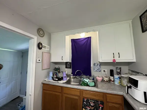 901 E WILSON AVE, Peoria Heights, IL 61616