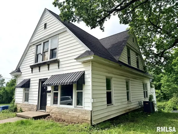 105 E SPRING ST, Anna, IL 62906
