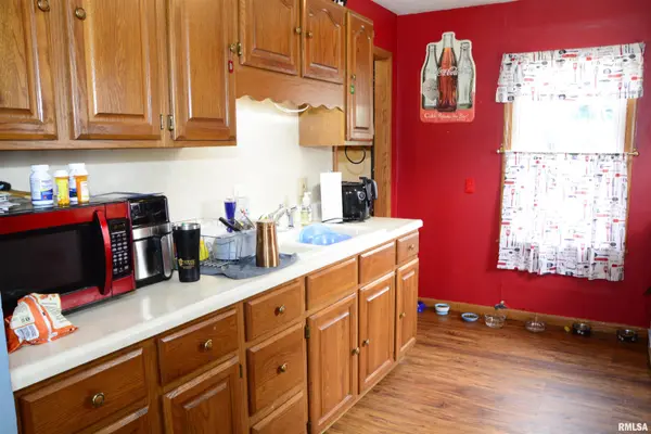325 S WHITE ST, Macomb, IL 61455