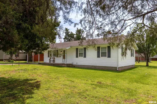 607 Mundy ST, Eldorado, IL 62930