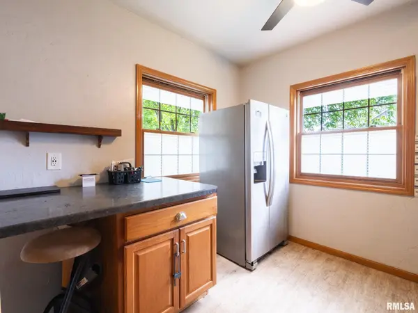 301 E PEARL ST, Danvers, IL 61732