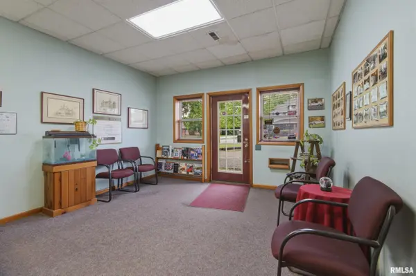 803 E JACKSON ST, Macomb, IL 61455