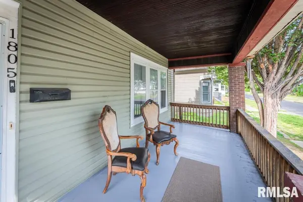 1805 W FREDONIA AVE, Peoria, IL 61606