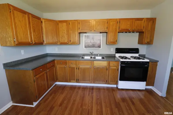 5819 N SEDLEY ST, Peoria, IL 61615